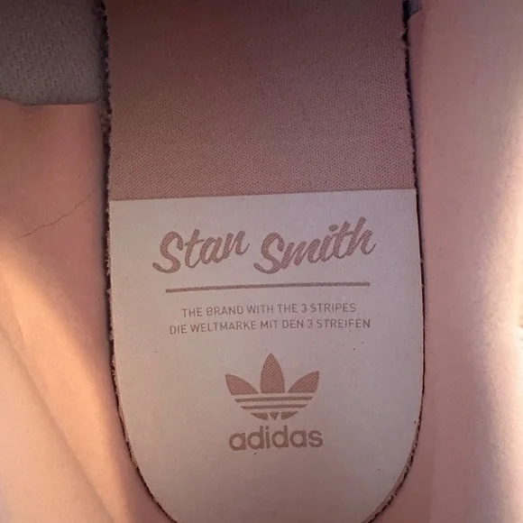 Stan Smith NWT Adidas Pink Sneakers - Picture 4 of 6